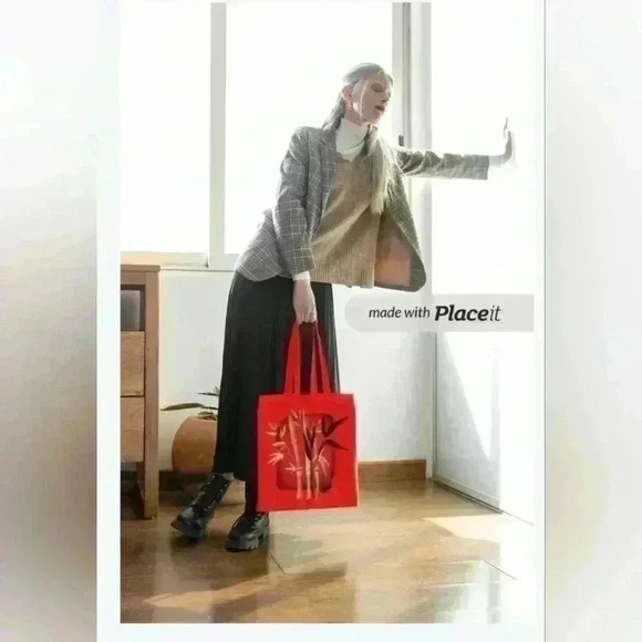 Red Asian art recycled tote bag - Picture 2 of 3